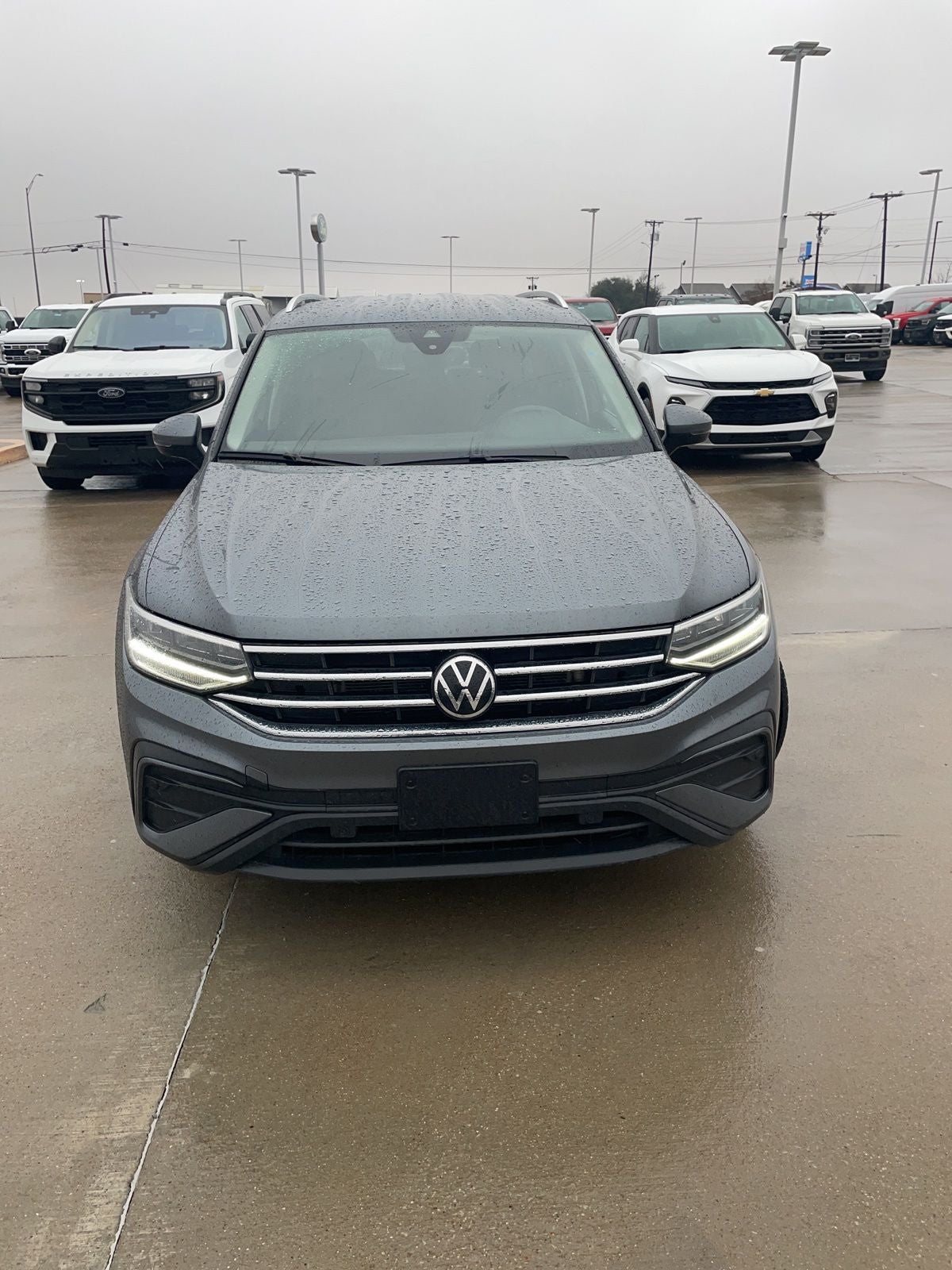 2024 Volkswagen Tiguan 2.0T SE