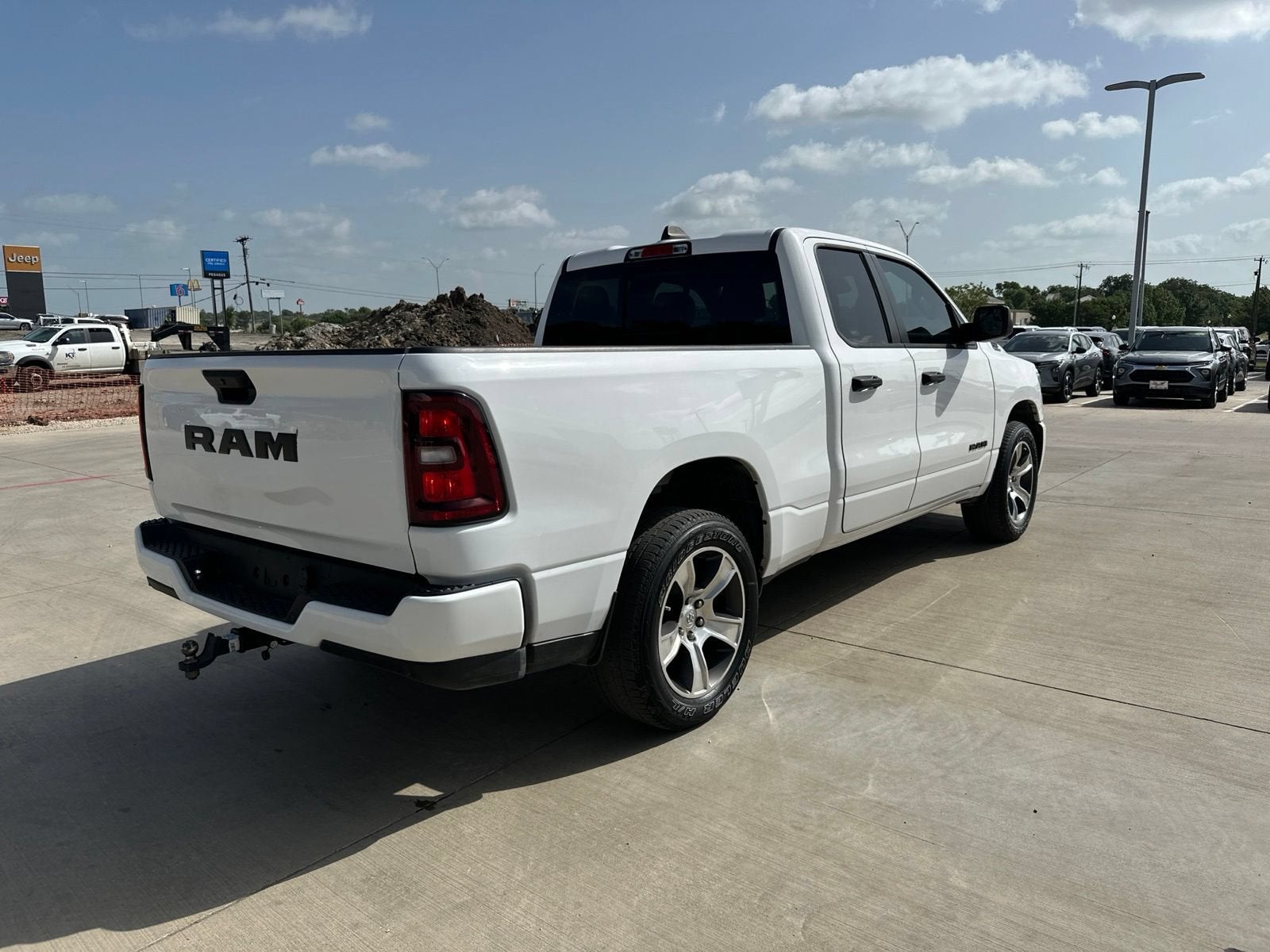 2025 RAM 1500 Tradesman Quad Cab 4x2 6'4" Box