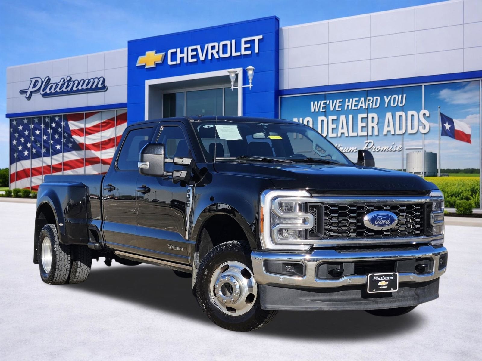 2023 Ford F-350 LARIAT