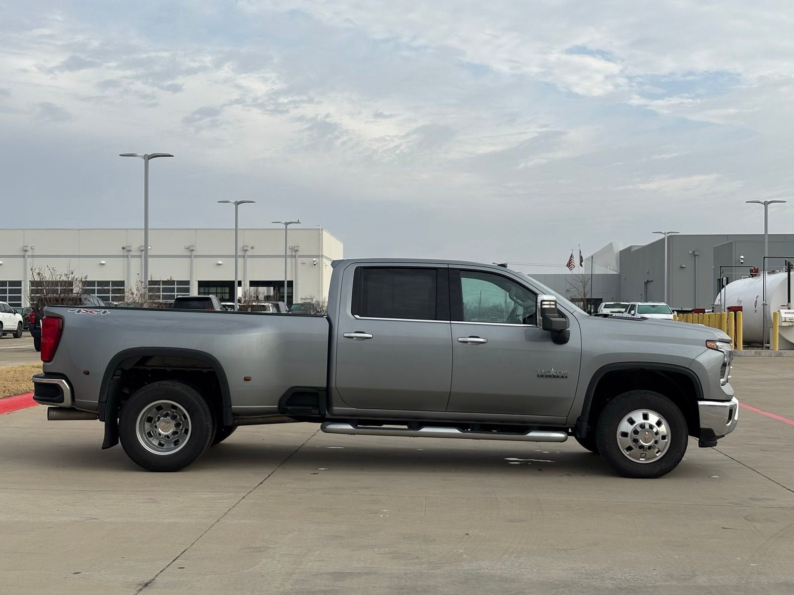 2025 Chevrolet Silverado 3500 HD LTZ DRW
