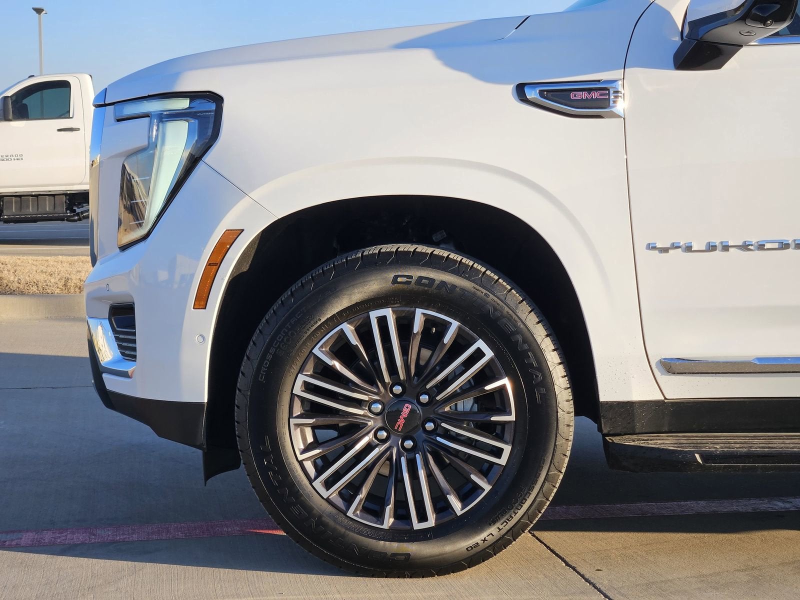 2025 GMC Yukon Elevation