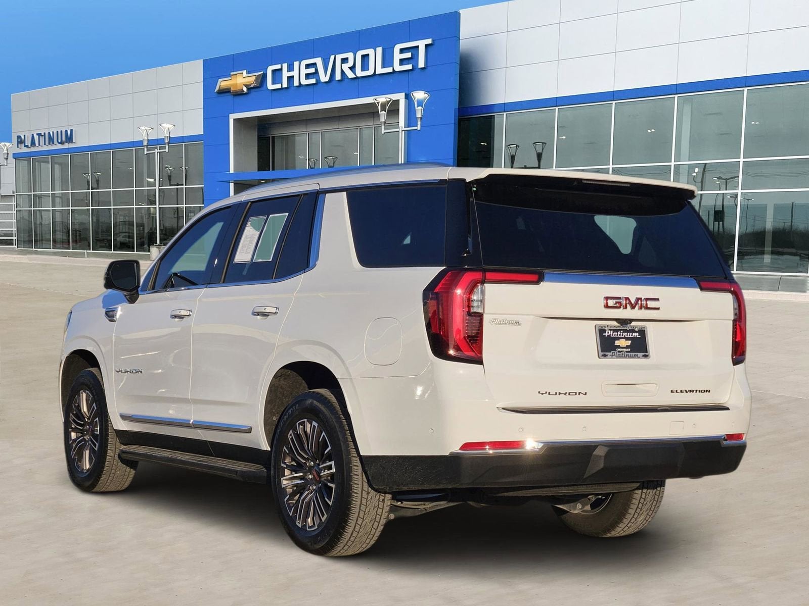 2025 GMC Yukon Elevation