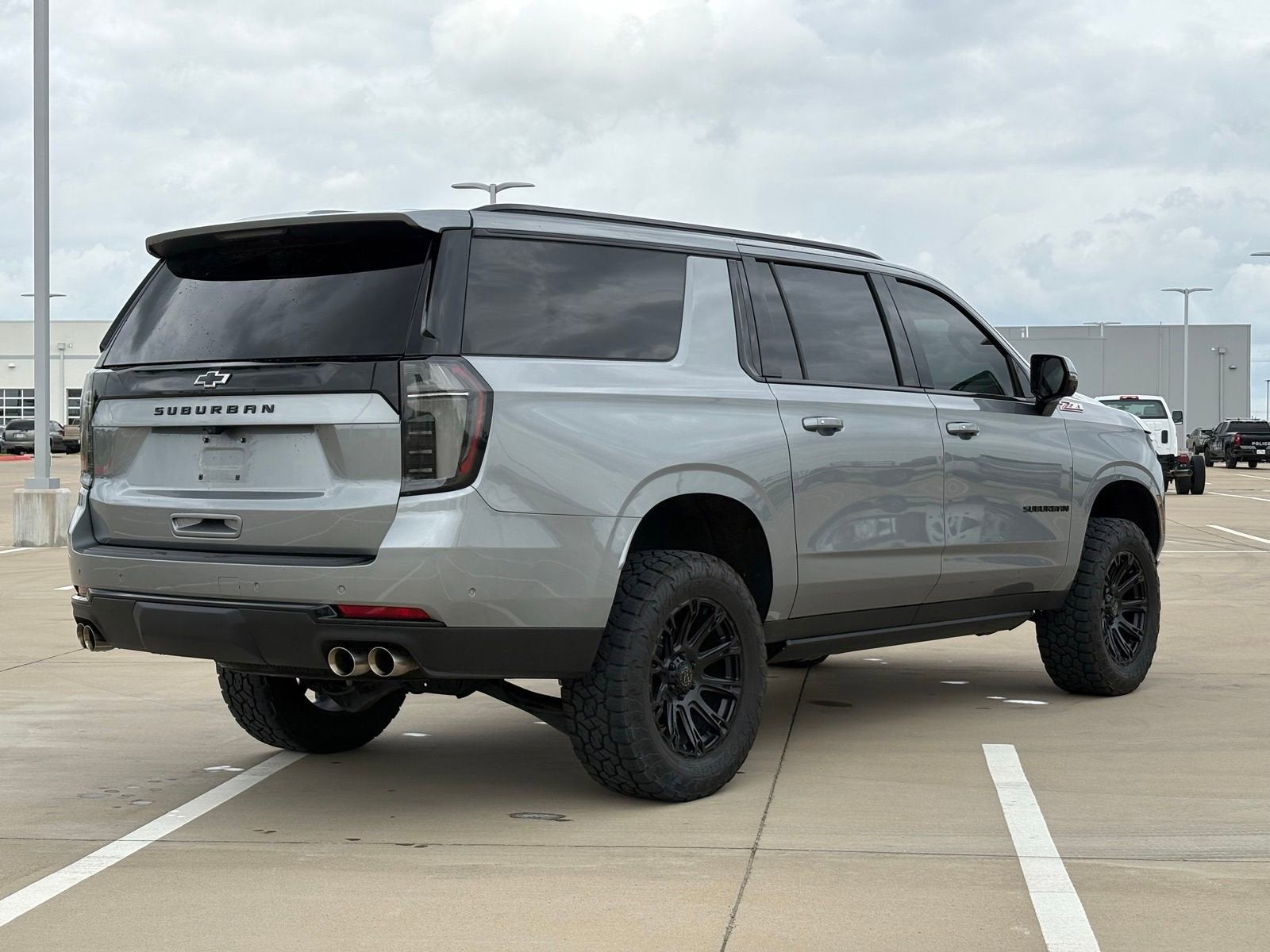 2025 Chevrolet Suburban Z71