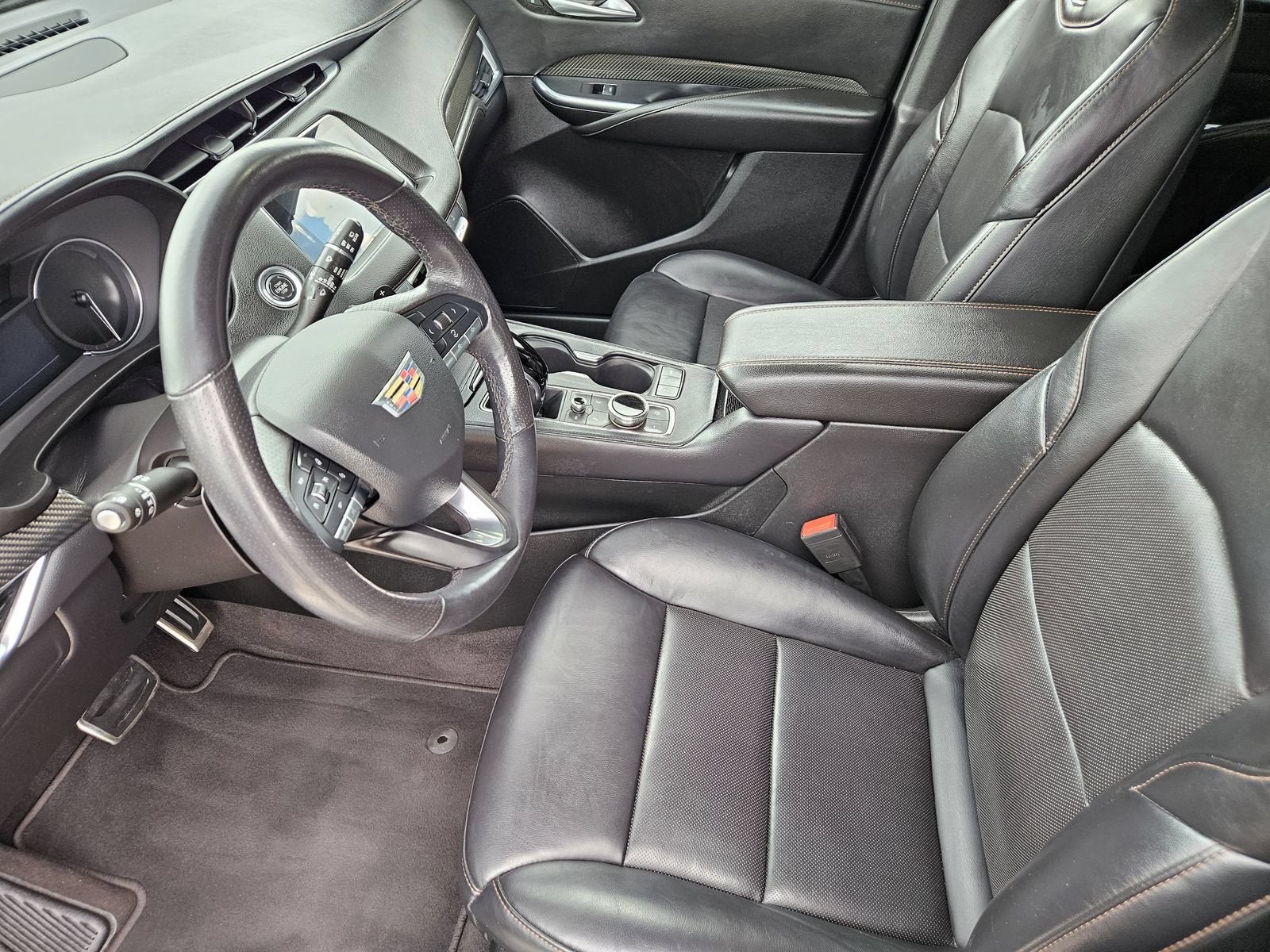 2023 Cadillac XT4 FWD Sport