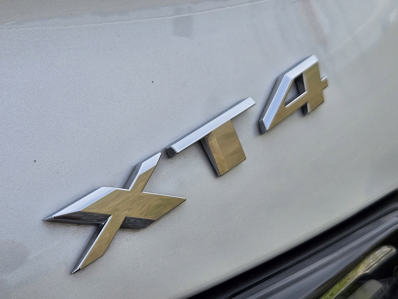 2025 Cadillac XT4 Sport