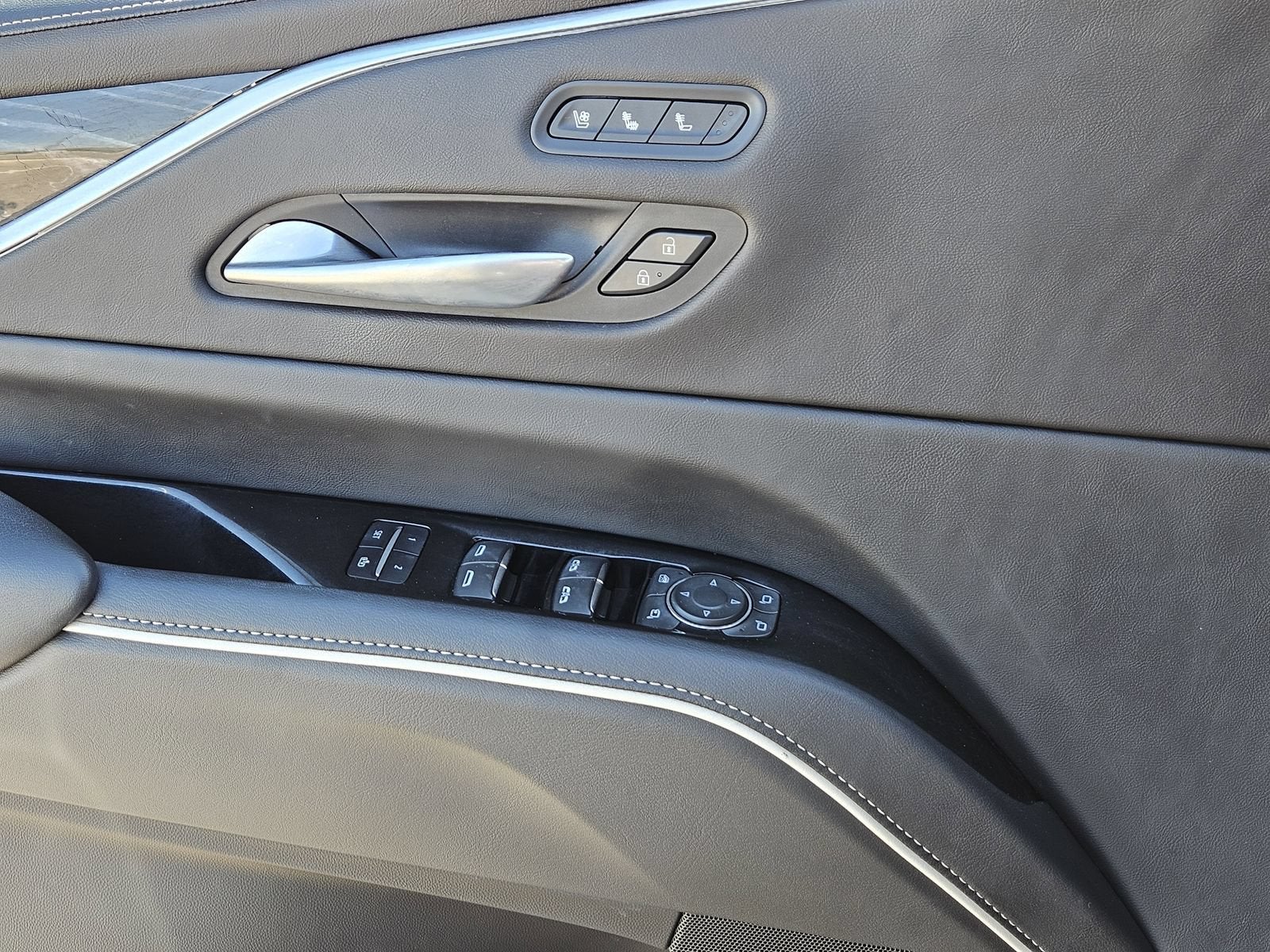 2022 Cadillac Escalade Sport