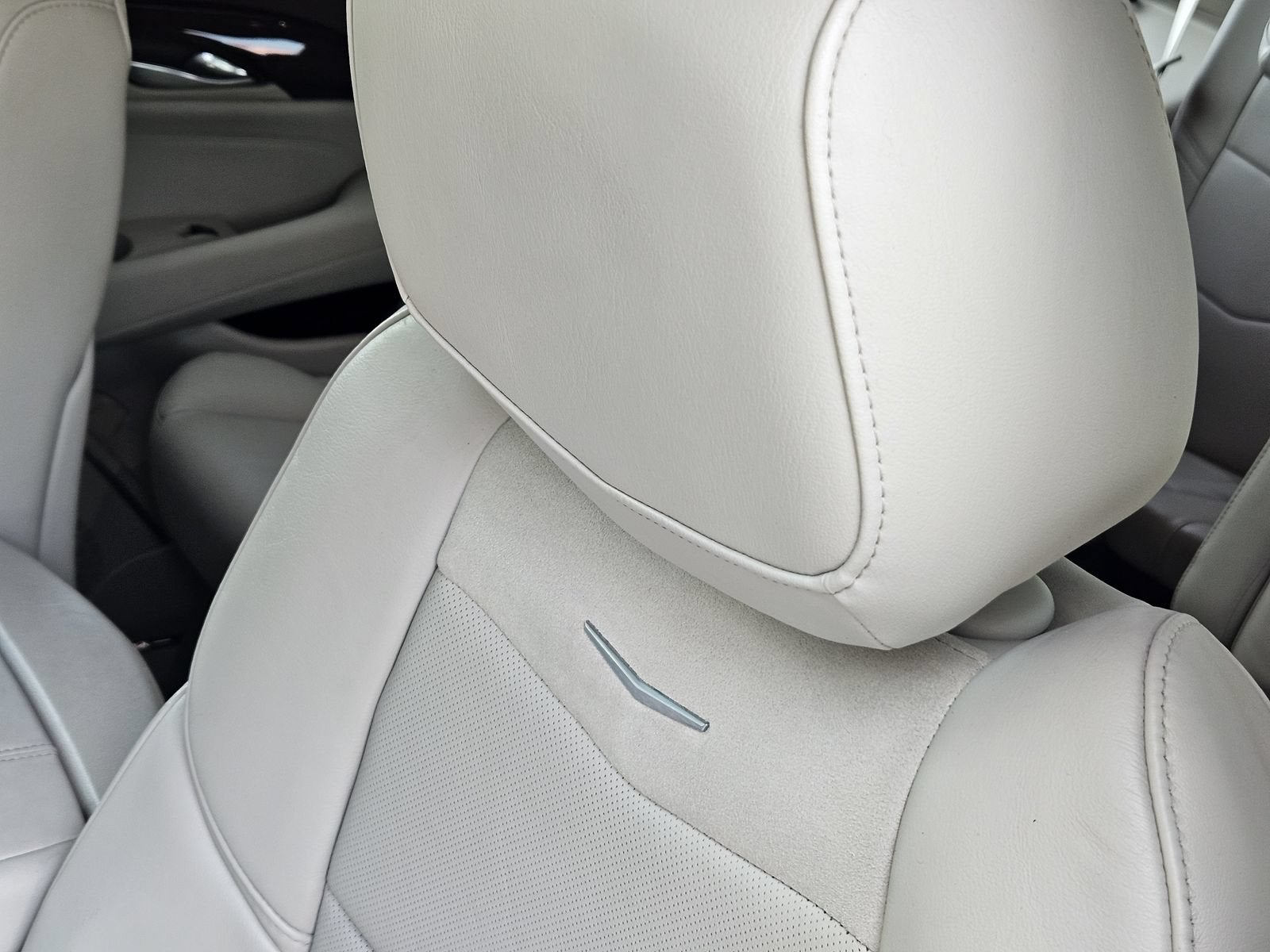 2016 Cadillac Escalade Premium Collection