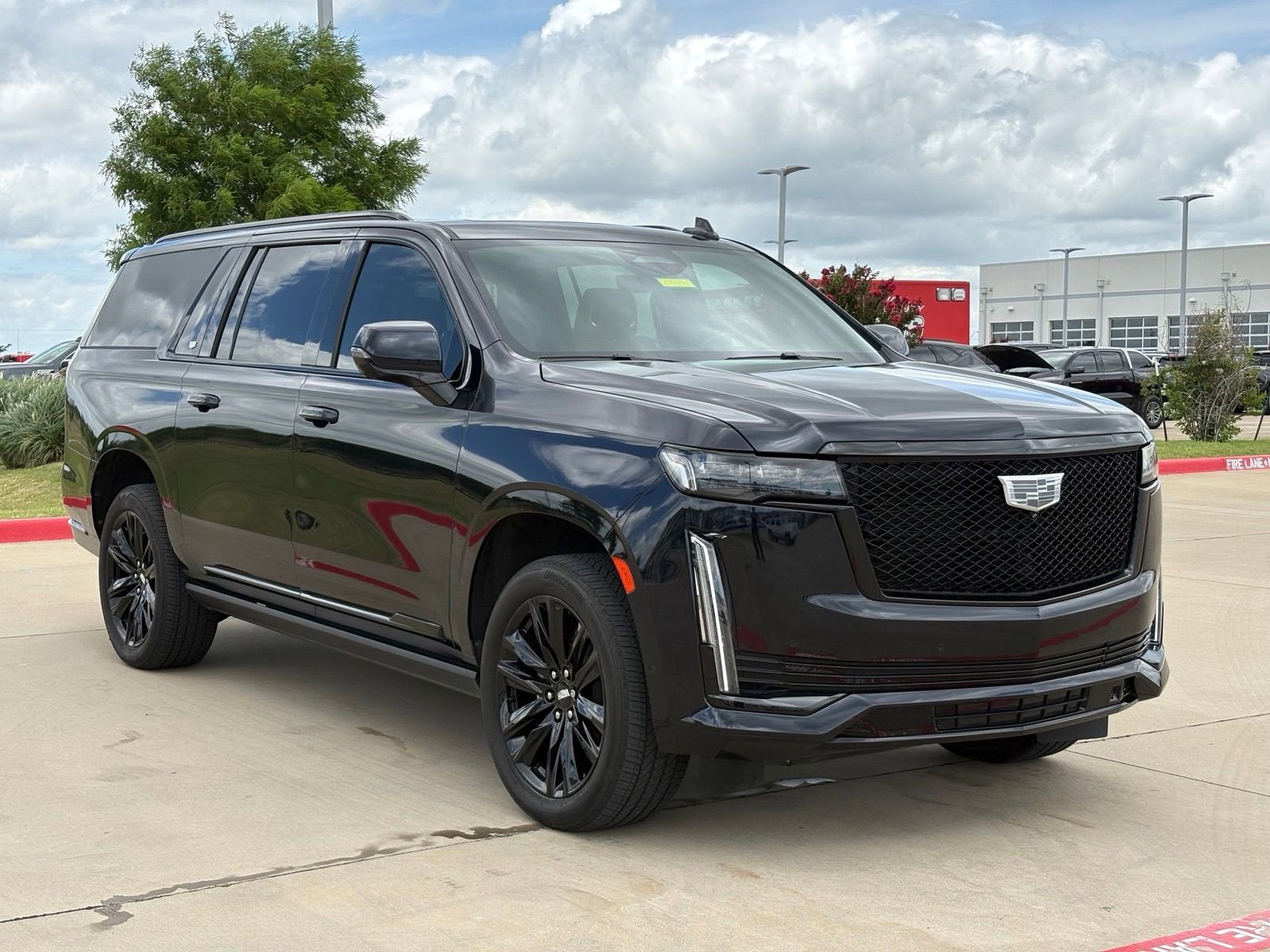 2023 Cadillac Escalade ESV Sport