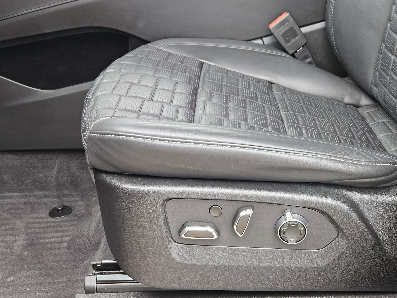 2023 Cadillac Escalade ESV Sport Platinum