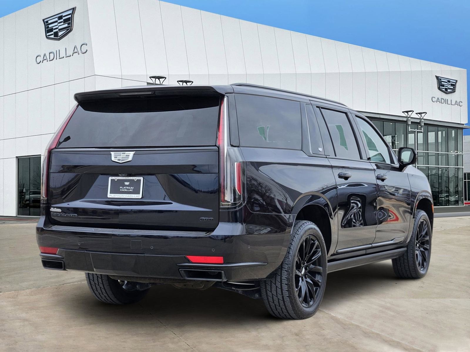 2023 Cadillac Escalade ESV Sport Platinum