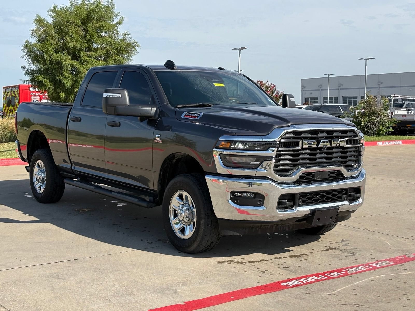 2025 RAM 2500 Tradesman Crew Cab 4x4 6'4" Box