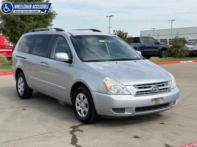 2010 Kia Sedona LX