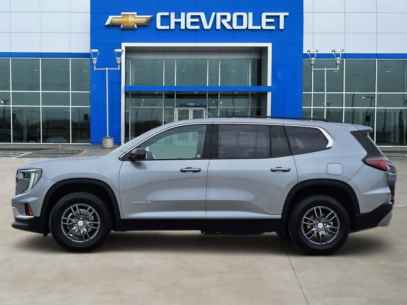 2025 GMC Acadia Elevation