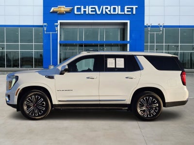 2025 GMC Yukon Elevation