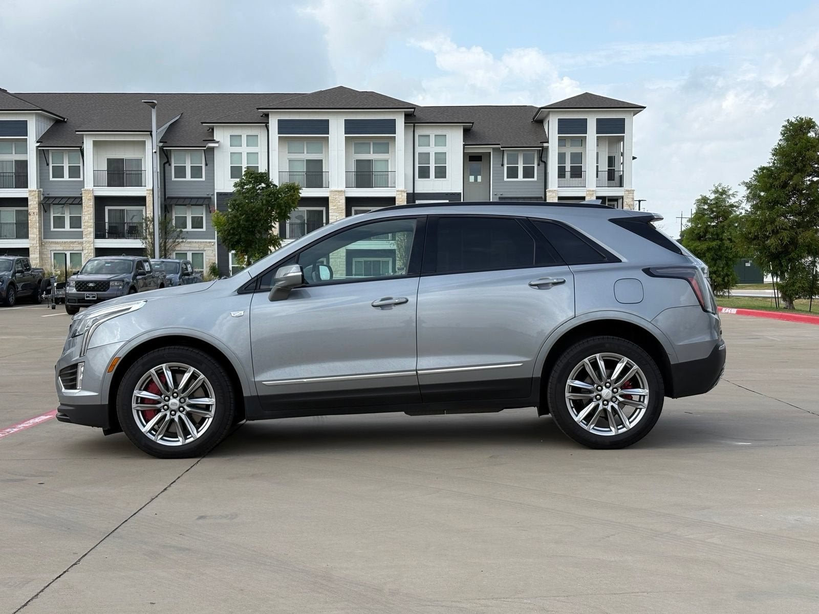 2025 Cadillac XT5 Sport
