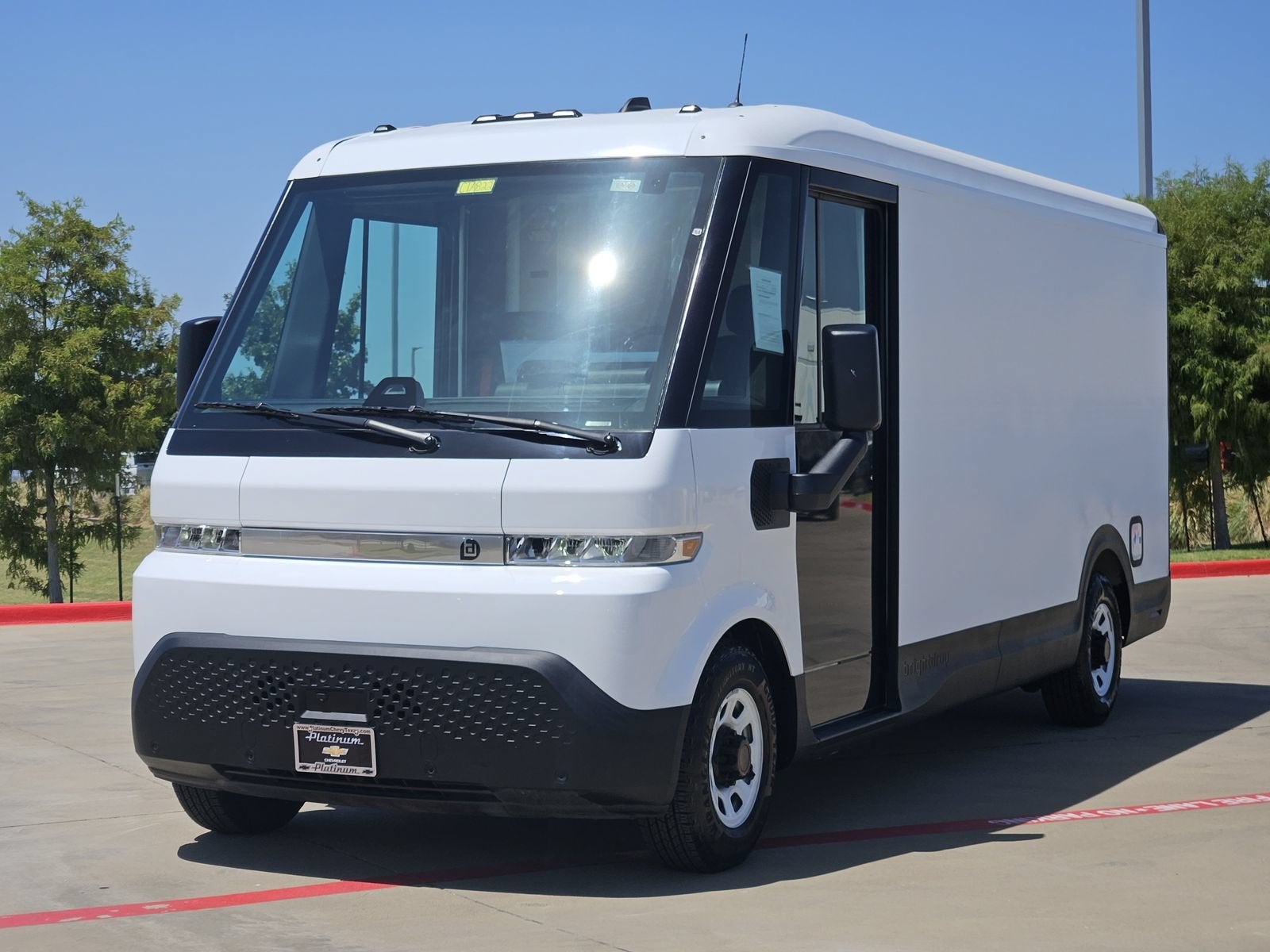 2024 BrightDrop Zevo 600 EJY