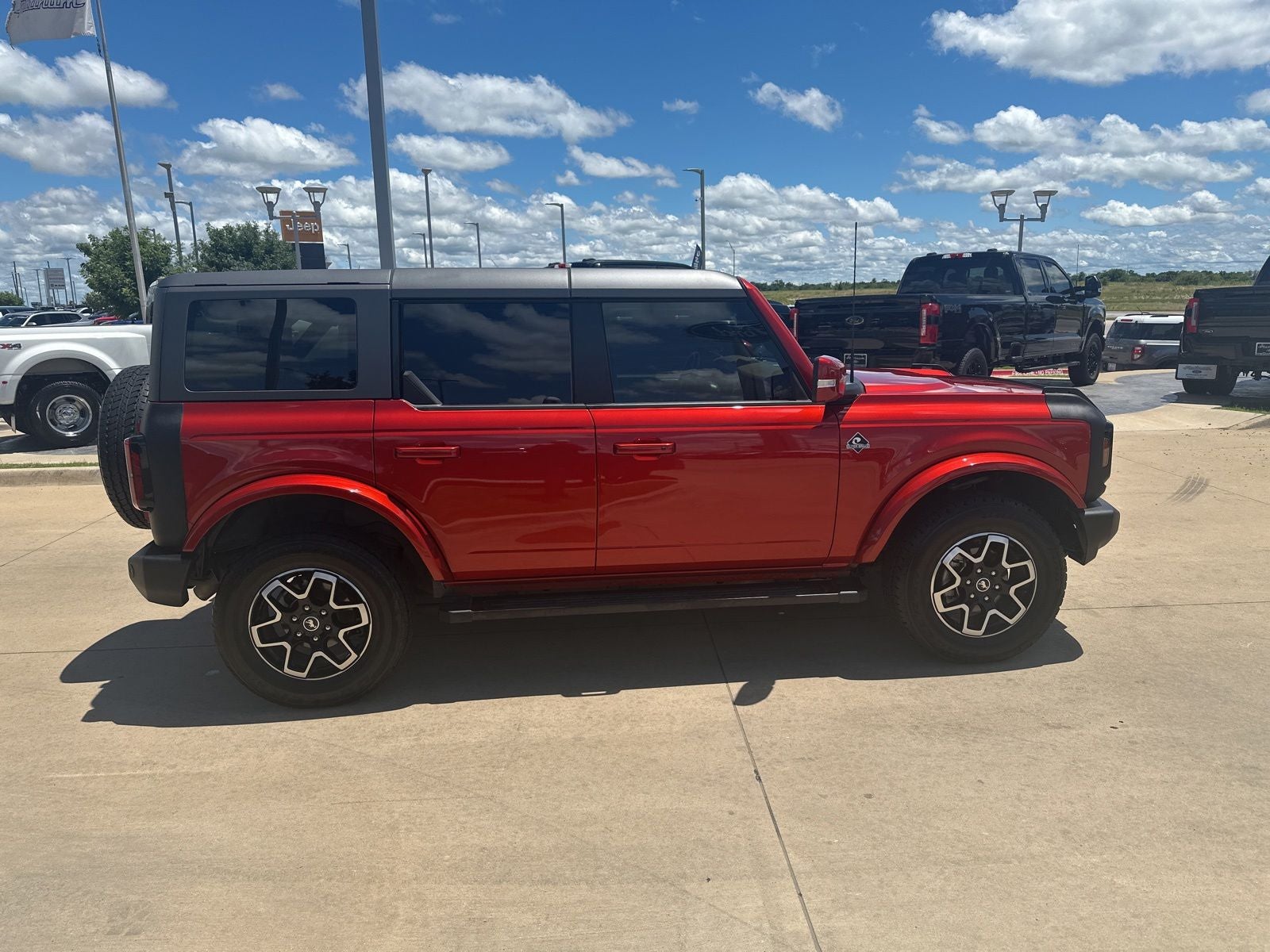2024 Ford Bronco Outer Banks