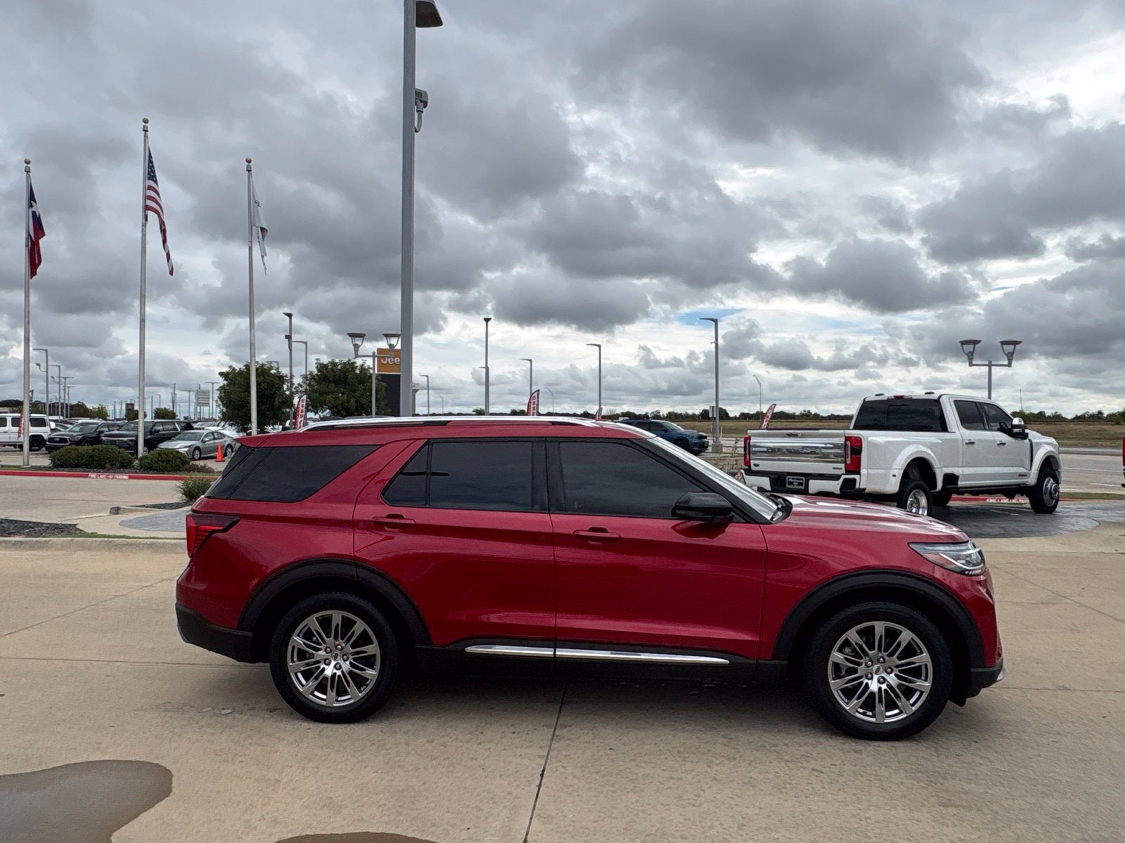 2025 Ford Explorer Platinum