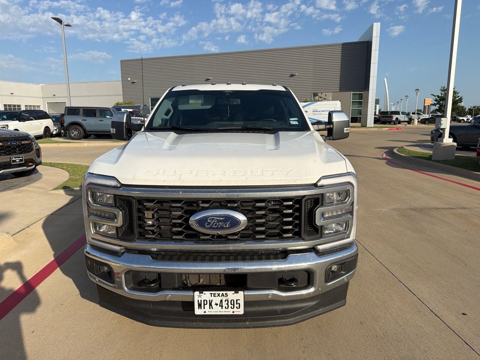 2025 Ford F-350SD Lariat DRW